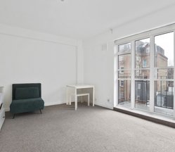 15, 65 Courtfield Gardens, SW5