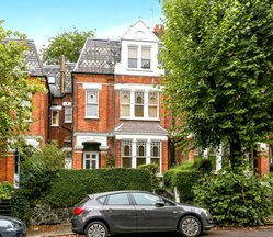 1, 21 Whitehall Park, N19