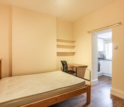 Studio, 279A Wandsworth Bridge Road, SW6
