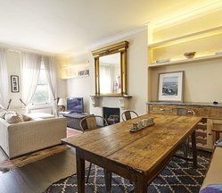 3, 10 Redcliffe Gardens, SW10