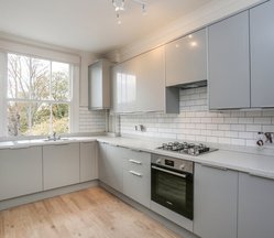 C, 109 Coningham Road, W12