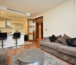 212 Peninsula Apartments, W2