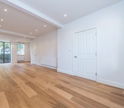 5 Queensdale Place, W11
