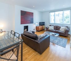 Second Floor Flat, 186 Holland Road, W14