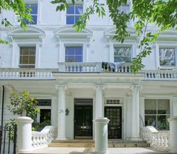 D, 26 Brunswick Gardens, W8