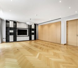 20, 1 Victoria Road, W8