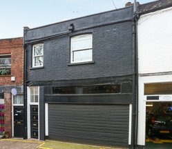 FFF, 4 Drayson Mews, W8